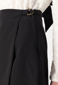 JDY JDYHOPE SKORT  - Apliekamie svārki - black