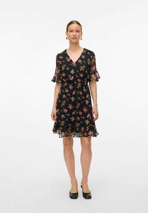 Vero Moda VMSMILLA - Robe de jour - black