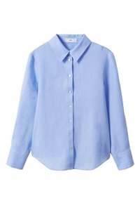 Jasnoniebieska lniana koszula z długim rękawem, z klasycznym kołnierzykiem, zapinana na guziki z przodu, z zaokrąglonym dołem. Gładka faktura i subtelny połysk.