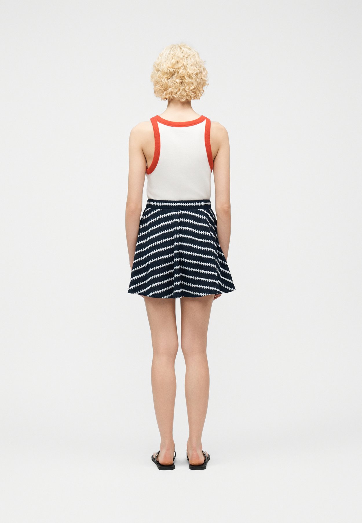 ONLEVA STRIPE SKATER SKIRT