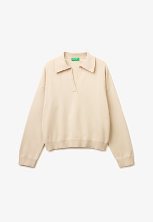 Pull beige à manches longues en maille avec col ouvert, poignets et ourlet côtelés, présenté sur fond blanc.