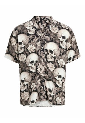 Chemise à manches courtes avec boutons, fond noir, décorée de crânes blancs, de fleurs et de motifs végétaux feuillus.