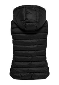 Černá péřová vesta s kapucí, která má prošívané sekce a hladký, lesklý povrch. Design je bez rukávů, což poskytuje teplo bez rukávů.