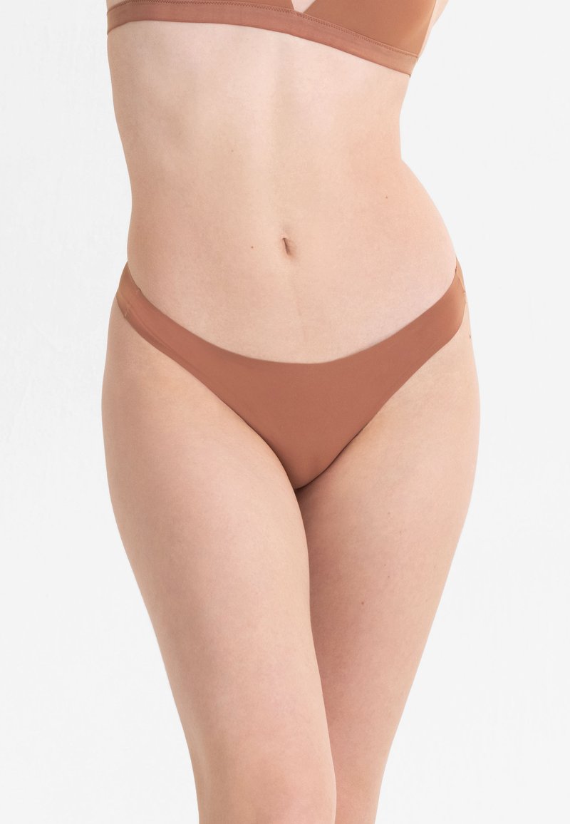 Janet Reger BARELY DECENT PACK OF 2 - Stringi