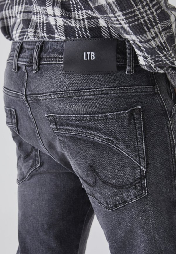 RODEN - Straight leg jeans - adoni wash4