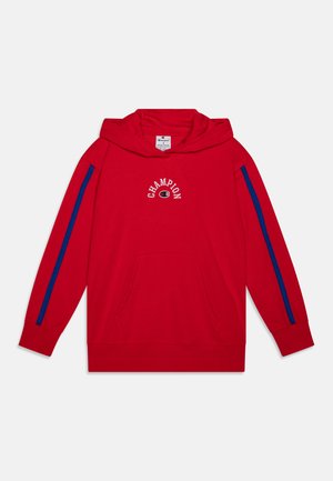 Rode hoodie met een voorzak in kangoeroestijl, blauwe zijstrepen en witte "Champion" logo-tekst. Gemaakt van zachte stof met een relaxte pasvorm.