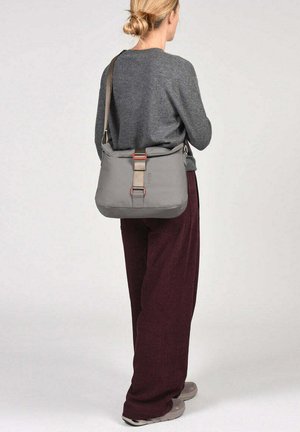 KCB, CHAIN BIG - Schoudertas - grey