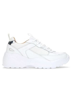 AVERY - Sneakers laag - white