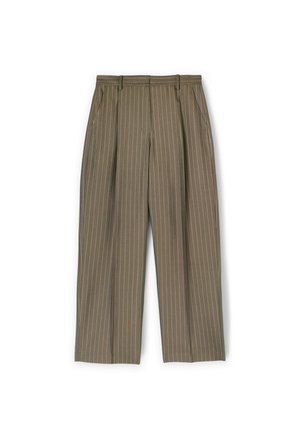 Pantaloni verde oliva con motivo a righe sottili, caratterizzati da un taglio dritto, pieghe, passanti per la cintura e tasche laterali. Tessuto morbido e design sartoriale.