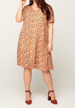 Day dress - bordeaux