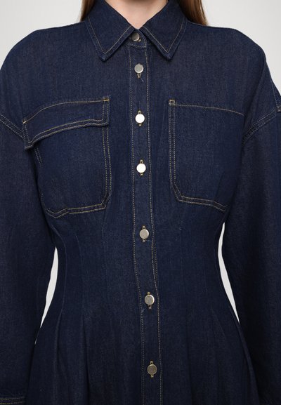 FRAME THE NIPPED DRESS - Farkkumekko - dark blue denim