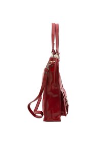 Rode leren handtas met een glanzende afwerking, met twee bovenhandvaten en gouden hardware-accenten. Het heeft een rechthoekige vorm en een gladde textuur.