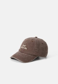 Cap - brown
