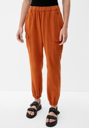 REGULAR - Cargo trousers - dark orange