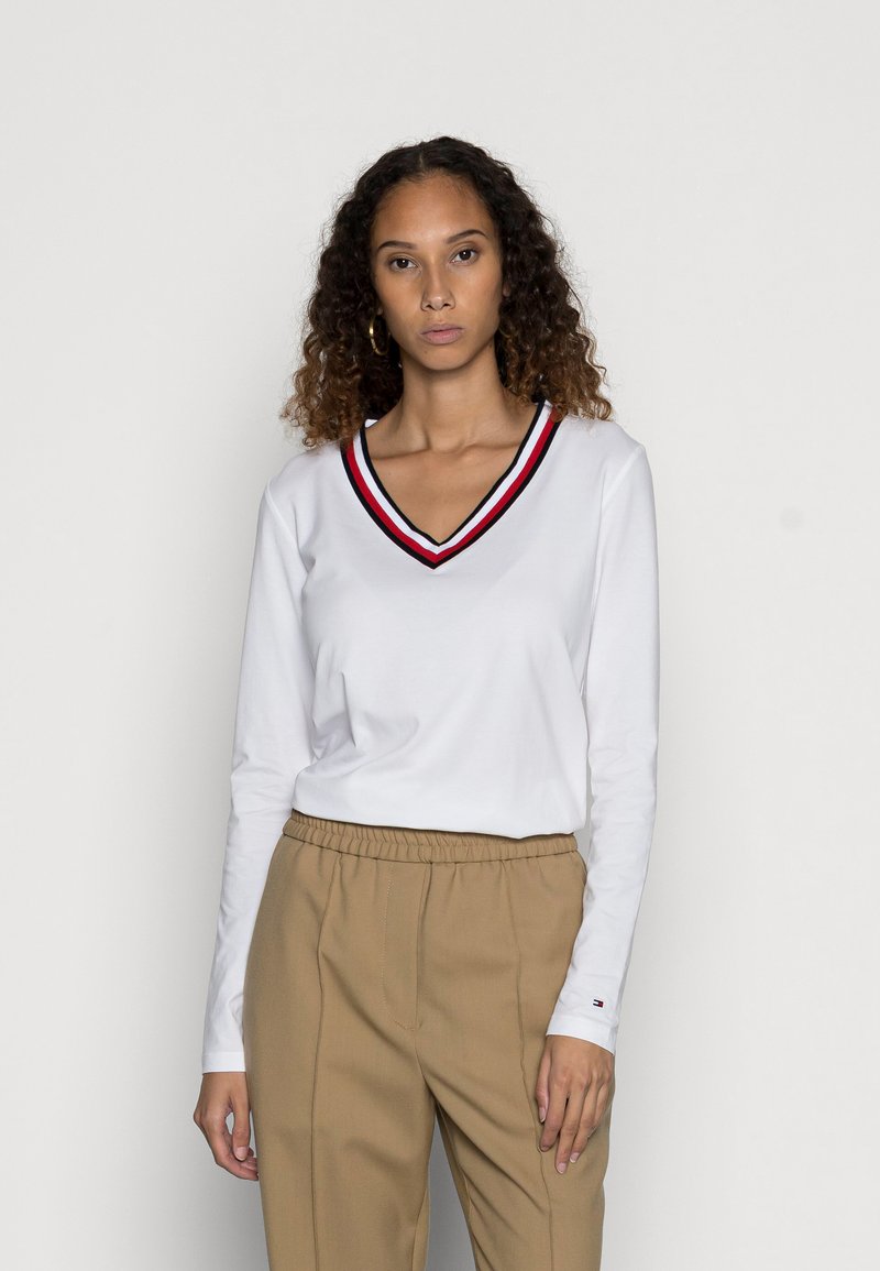 Tommy Hilfiger REGULAR - Camisola de manga comprida - white