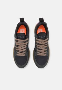 Veja VENTURI II - Športni copati - black/oxford-grey/dune