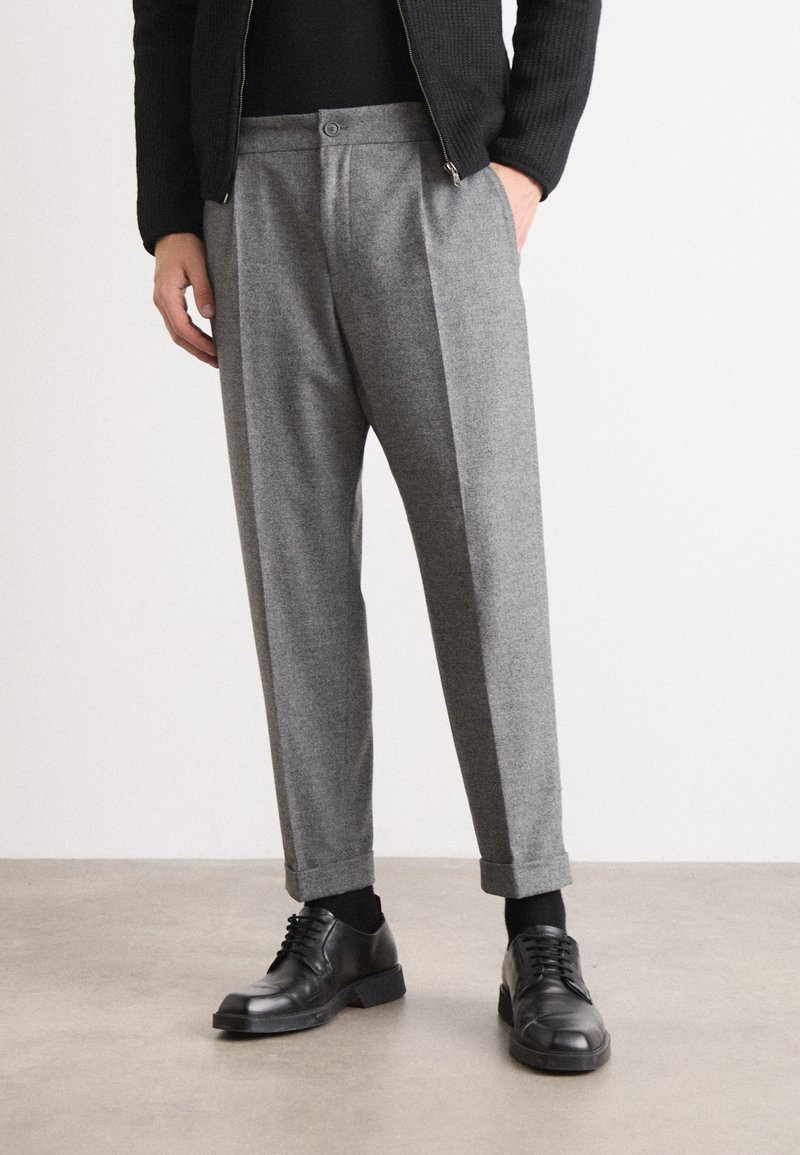 BOSS - PRIAN - Trousers - silver, Enlarge