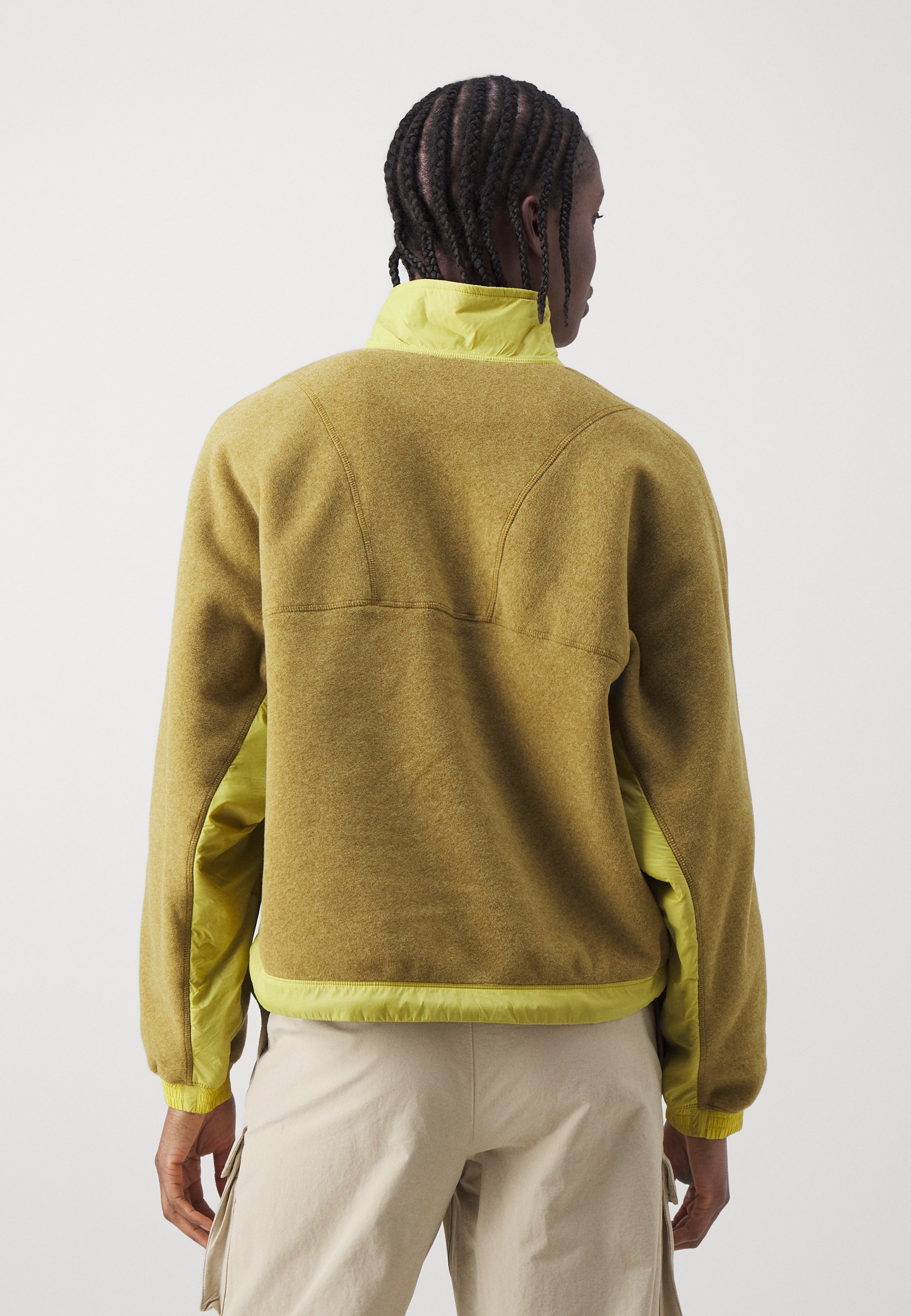 Salomon CHROMA CROP - Fleece jumper - brilliant olive/cress green