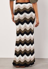 Apricot WAVES - Jupe longue - khaki