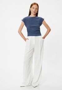 Koton TEXTURED SLEEVELESS  - T-shirts basic - dark blue