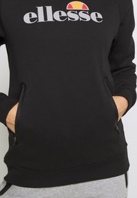 Ellesse Bluza z kapturem