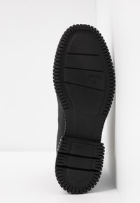 Camper PIX - Klassiset nilkkurit - dark grey