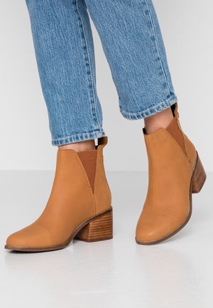 Ankle boot