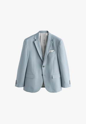 Saco de traje azul claro con solapa muesca, dos bolsillos frontales y un bolsillo en el pecho. Presenta puños con botones y un forro interior gris.