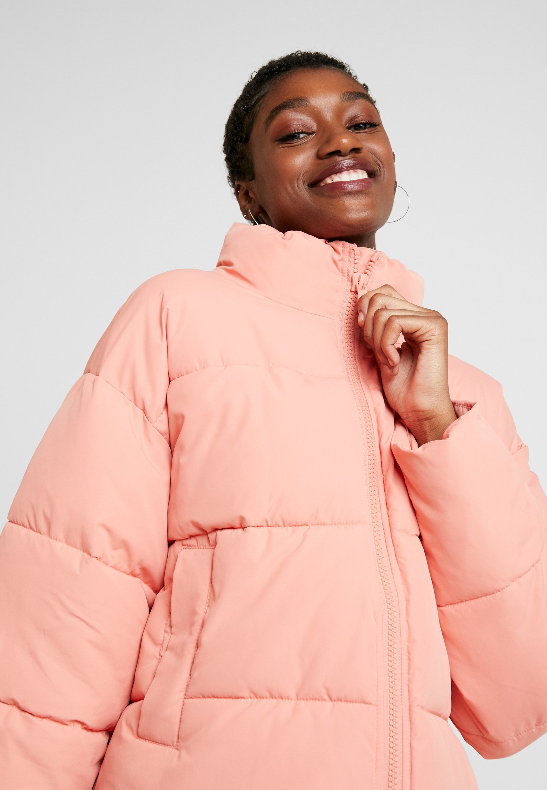 Monki JACKET Vinterjakke pink Zalando.no Monki BEA Vinterjakke khaki Zalando.no