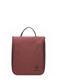 Bolsa de viaje en color marrón y burdeos con superficie texturizada, forma cuadrada, asa en la parte superior y un logo en la parte frontal. Diseño compacto para facilitar su transporte.
