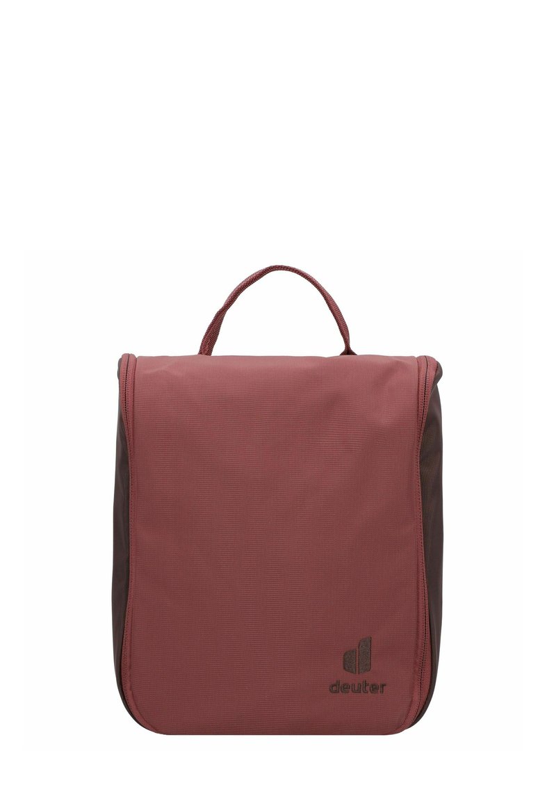 Bolsa de viaje en color marrón y burdeos con superficie texturizada, forma cuadrada, asa en la parte superior y un logo en la parte frontal. Diseño compacto para facilitar su transporte.