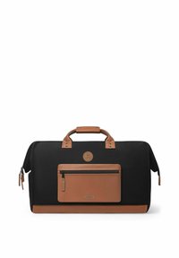 Sac de sport en tissu noir avec des accents en cuir marron, doté d'une poche frontale zippée et de deux poignées supérieures. Design texturé et durable.