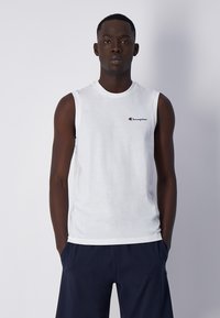 Champion SLEEVELESS CREWNECK - Top - white