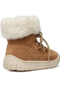 Geox OMAR  - Zapatos de bebé - whisky