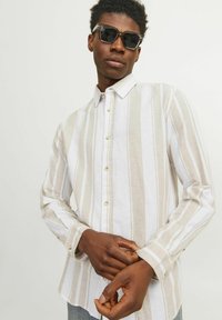 Jack & Jones JJESUMMER LINEN MIX SHIRT - Hemd - white