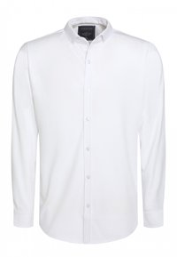 Camisa blanca de manga larga con botones que presenta un cuello puntiagudo, una textura sutil y un cierre de botones clásico en el frente.