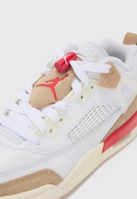 Jordan JORDAN SPIZIKE UNISEX biały