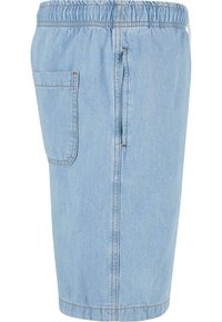 Lyseblå denimshorts med elastisk midje, sidelommer og kontrasterende søm. Designet gir en avslappet passform.