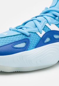 adidas Performance TRAE UNLIMITED 2 - Scarpe da basket - semi blue/burst/team royal