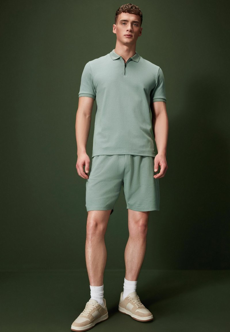 Next BRICK TEXTURED  - REGULAR FIT - Træningsbukser - sage green