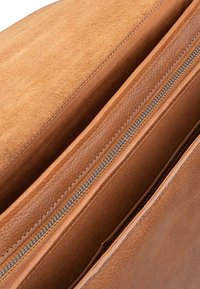 Cowboysbag Ventiquattrore - kognak