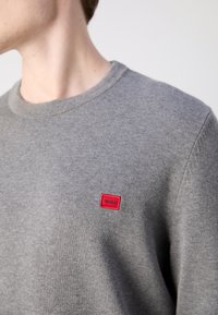 HUGO SAN CASSIUS - Strickpullover - medium grey