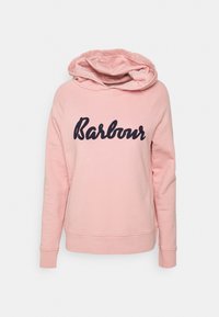 Różowa bluza z kapturem ze sznurkiem oraz granatowym napisem „Barbour”. Wykonana z miękkiego materiału, o luźnym kroju i ściągaczach na rękawach.