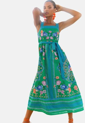 Love & Roses REGULAR FIT PRINTED BLOCK BELTED MIDI  - Day dress - green