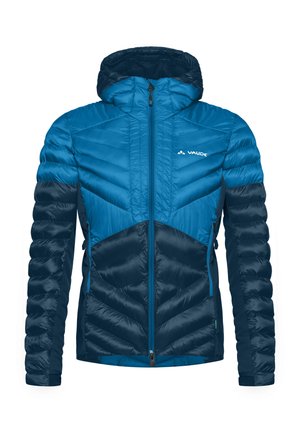 Blauwe en marineblauwe geïsoleerde gevoerde jas met capuchon, volledige voorrits, zijzakken en Vaude-logo op de borst.
