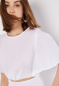 Apricot Bluse - white