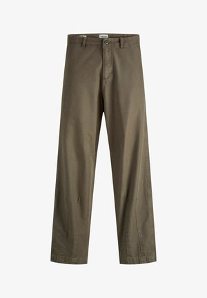 Pantalones de algodón verde oliva con piernas rectas, que cuentan con cremallera y cierre de botón, así como bolsillos laterales. Textura suave y detalles mínimos.