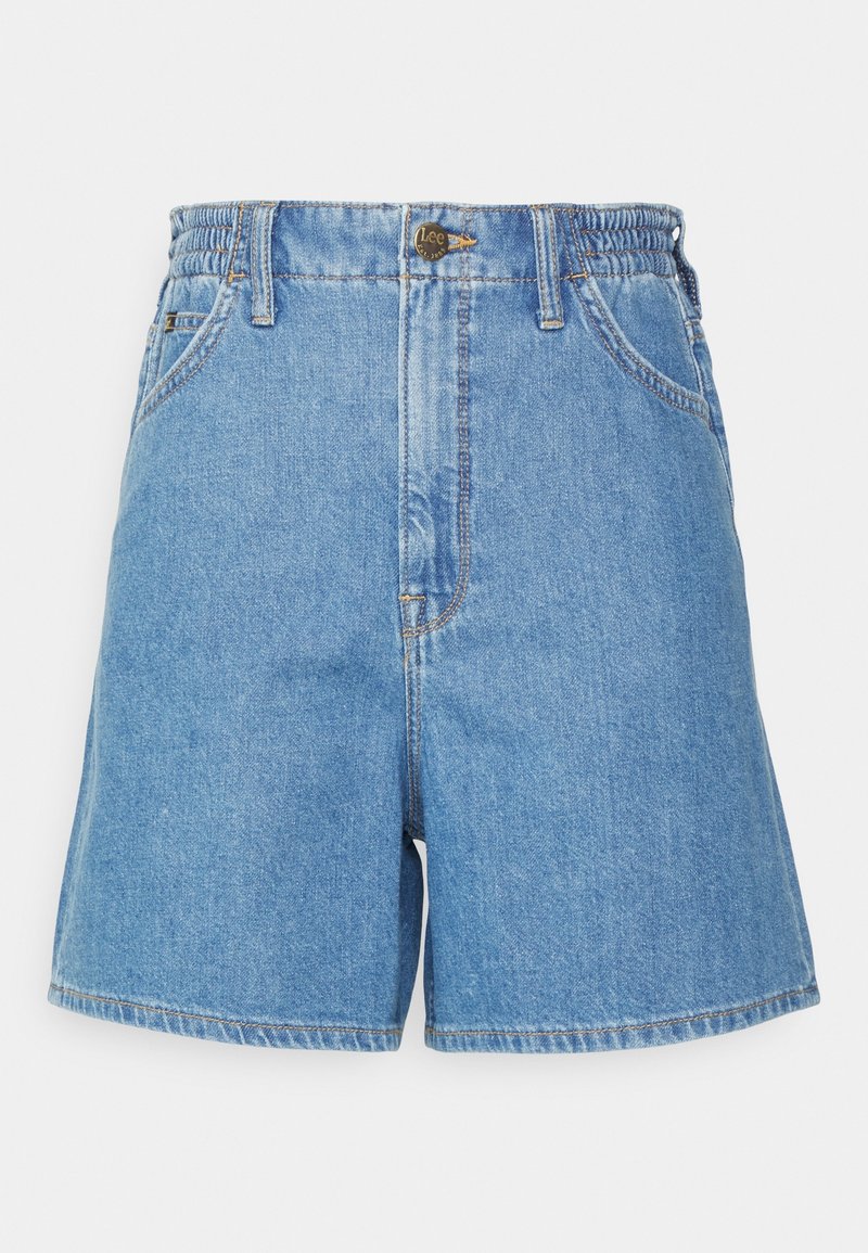 Svetle modré džínsové šortky s elastickým pasem, předními kapsami a rovným střihem. Má jemné švy a čistý lem.