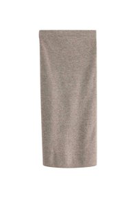 Ljusgrå stickad ullrörscarf med ribbade kanter, som har en mjuk textur och en sömlös design, idealisk för värme och komfort.