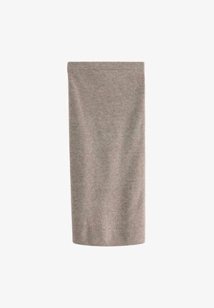 Svetle šedý pletený vlněný šál ve tvaru trubky s žebrovanými okraji, který se vyznačuje měkkou texturou a bezešvým designem, ideální pro teplo a pohodlí.